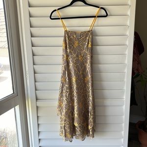 Estro NWT Mustard Yellow Gray Floral Lace Fairy Whimsical Midi Slip Dress Size S